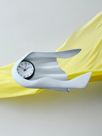 Часы Дэниела Аршама в рамках коллаборации с IKEA