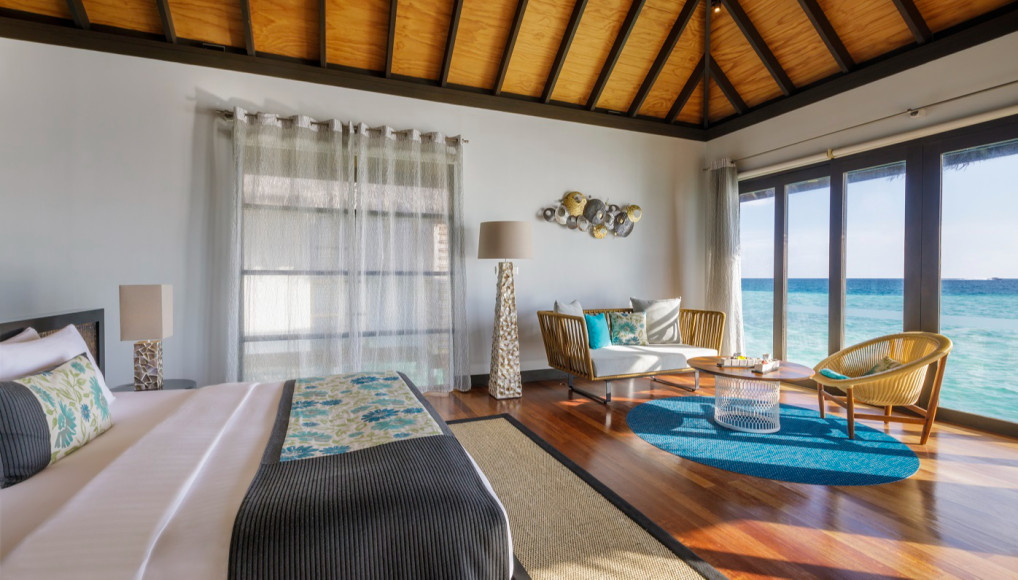 Вилла на воде в отеле Velassaru Maldives
