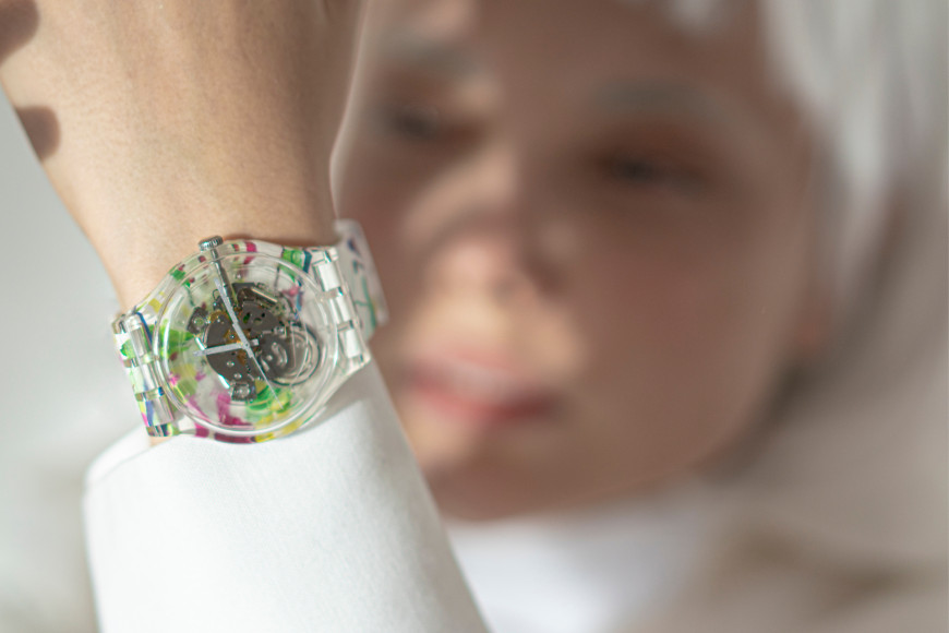 Часы Swatch с паттерном Елены Шейдлиной