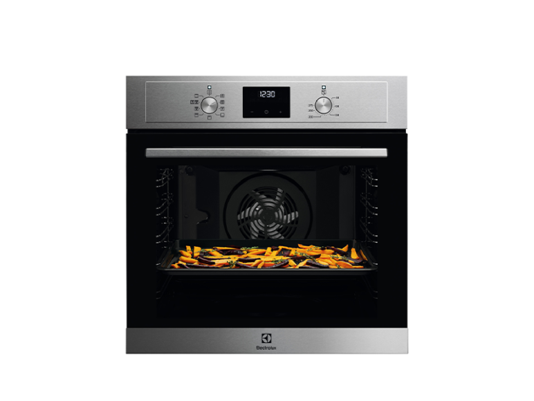 Духовка с фритюрницей Electrolux, 45 990 руб. (Electrolux)
