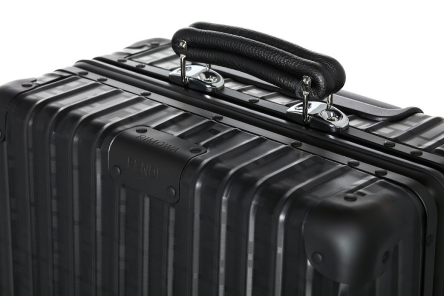 Чемодан Fendi X Rimowa