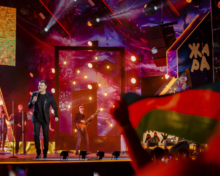 Выступление Emin на фестивале «Жара» — 2019