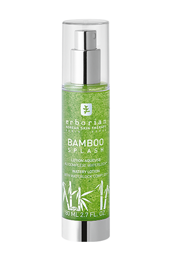 Гель-спрей Bamboo Splash, Erborian нужно класть в ручную кладь — несколько пшиков в течение полета спасут кожу от обезвоживания и освежат лицо.