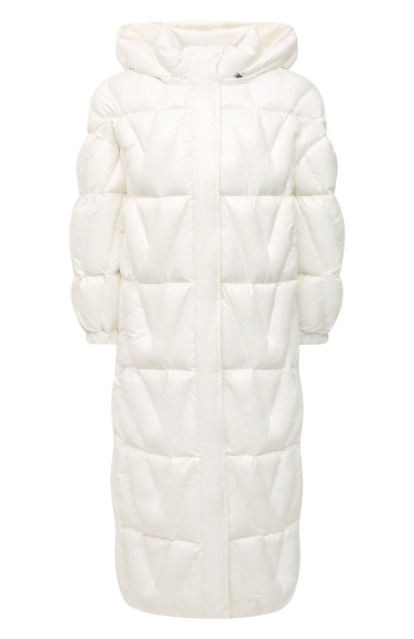 Пуховик Valentino, 327 500 руб. (ЦУМ)