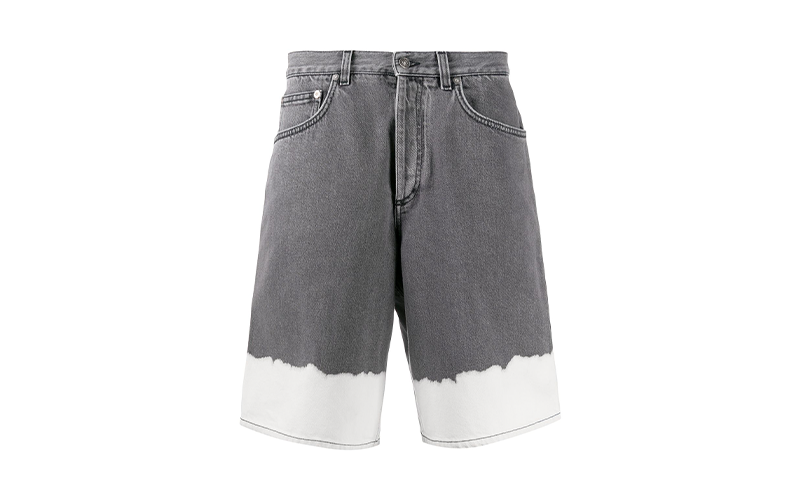 Мужские шорты Givenchy, 34 834 руб. (farfetch.com)