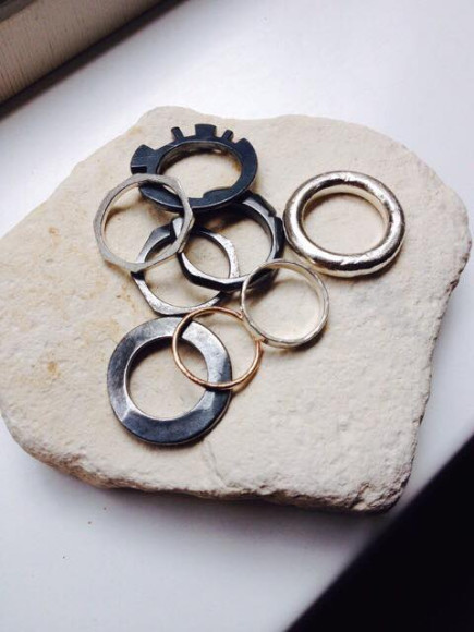Фото: facebook.com/katiegjewellery
