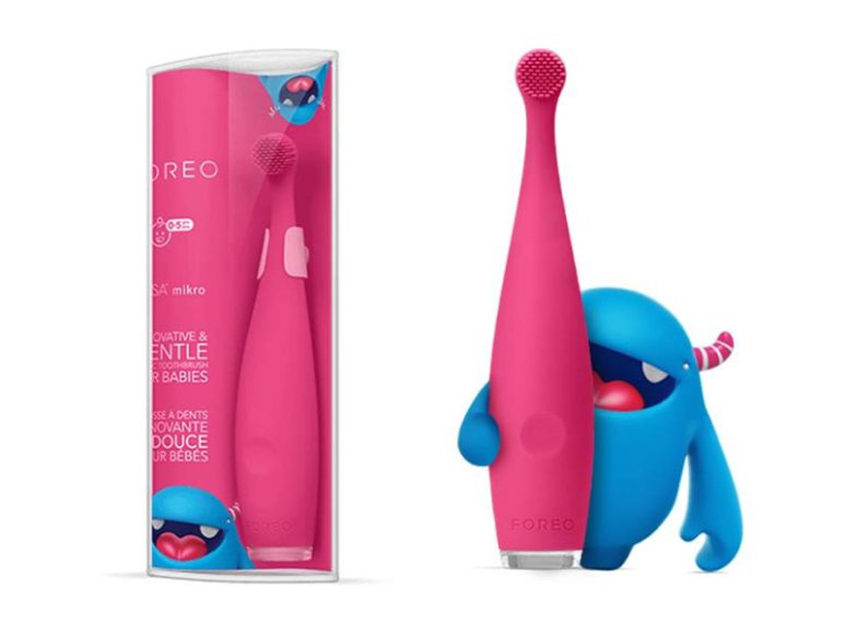 Зубная щетка Issa mikro Fuchsia, Foreo, 8499 руб. (магазины «Созвездие красоты»)