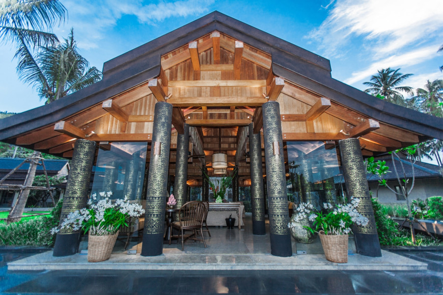 Вход в лобби (ANI Private Resorts Thailand)