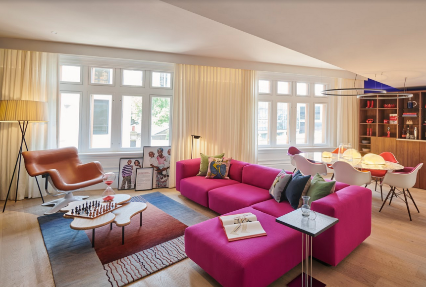 Интерьер отеля Andaz