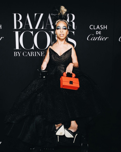 Джиллиан Меркадо на мероприятии Harper's Bazaar Icons By Carine Roitfeld, 2019