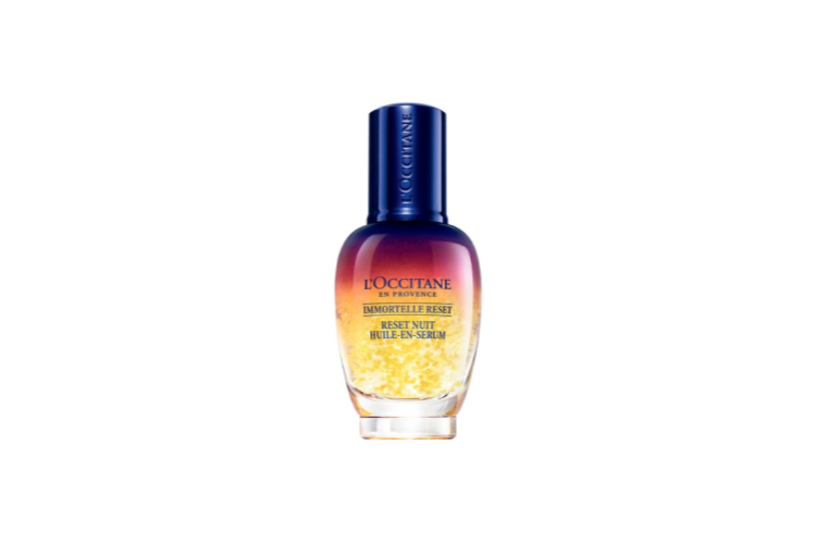 Ночной эликсир «Мгновенная перезагрузка кожи», L'Occitane включает в себя эфирное масло иммортеля, которое выступает антиоксидантом и борется с признаками старения, экстракт акмеллы для разглаживания морщин и экстракт майорана, который восстанавливает кожу