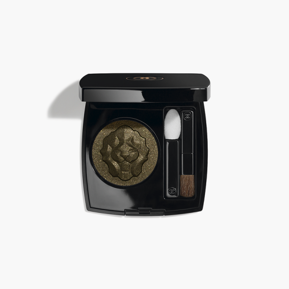 Тени Ombre Premiere Poudre Vert Lamé из коллекции Maximalisme de Chanel, Chanel, 2720 руб.