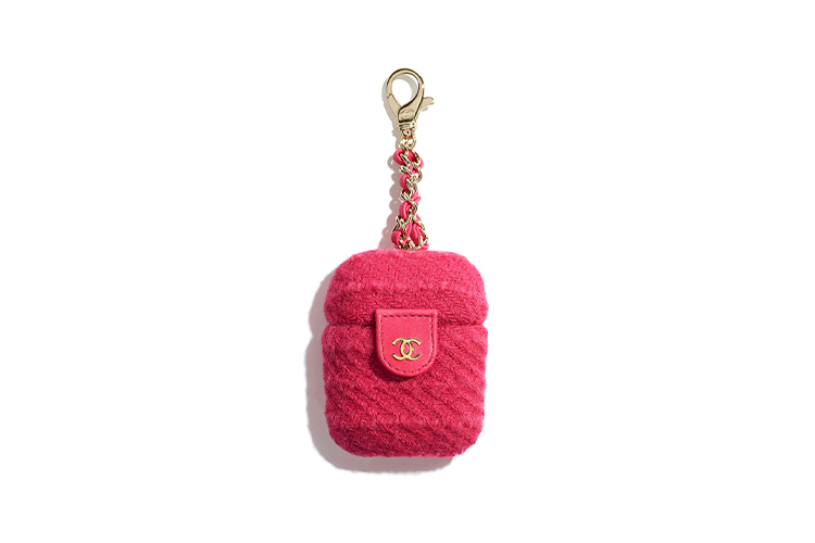 Чехол для наушников Chanel, цена по запросу