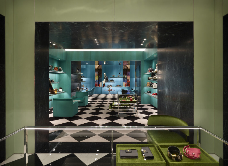 Бутик Prada в ГУМе