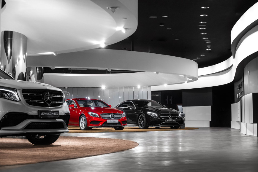 Фото: Mercedes-Benz Plaza