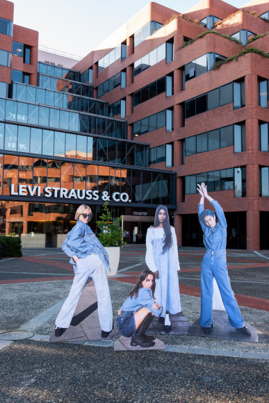 Коллаборация Ganni X Levi's