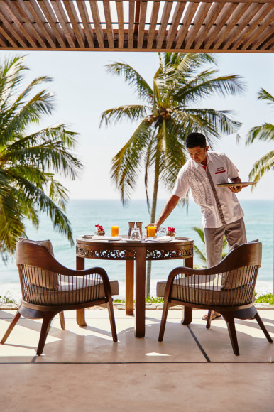 Завтрак на открытом воздухе (ANI Private Resorts Sri Lanka)