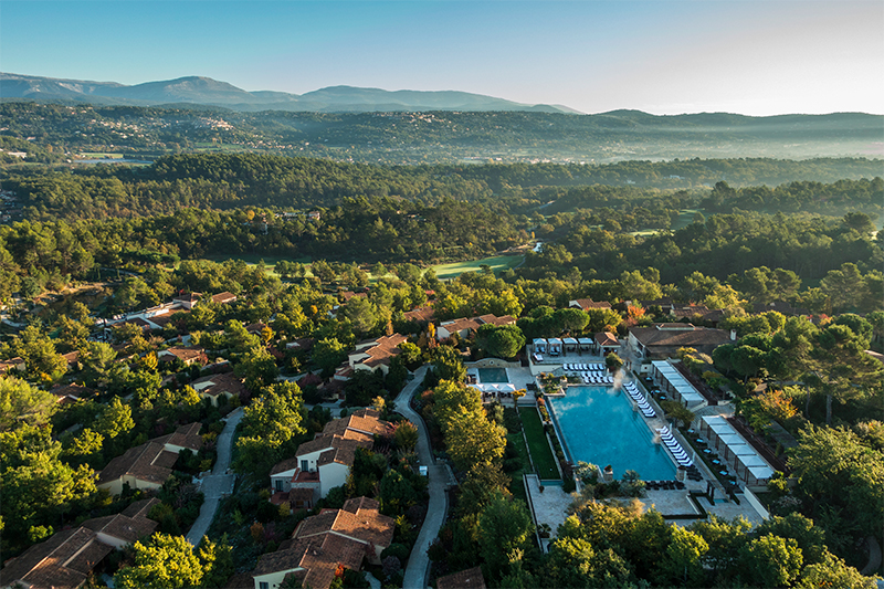 Отель Terre Blanche Hotel Spa Golf Resort