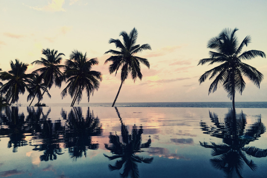 Бассейн на закате (ANI Private Resorts Sri Lanka)