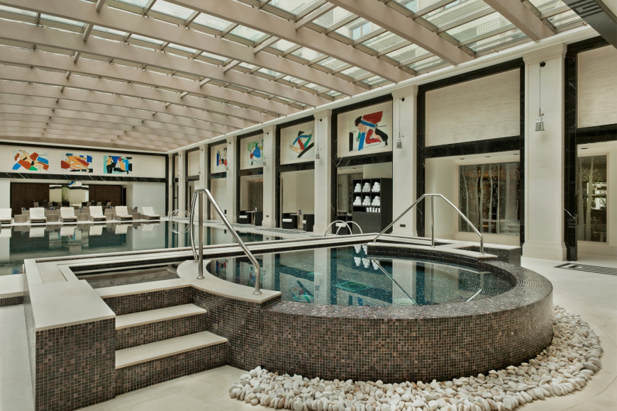Зона бассейна Amnis Spa, Four Seasons Hotel Moscow