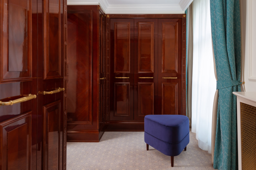 Гардеробная Carlton Suite
