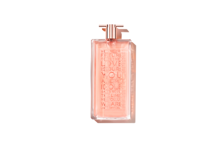 Парфюмерная вода Idôle, Lancôme в лимитированном флаконе специально ко дню Св. Валентина с нотами итальянского бергамота, груши, пачули, кедра, мускуса, ванили и нескольких видов розы и жасмина