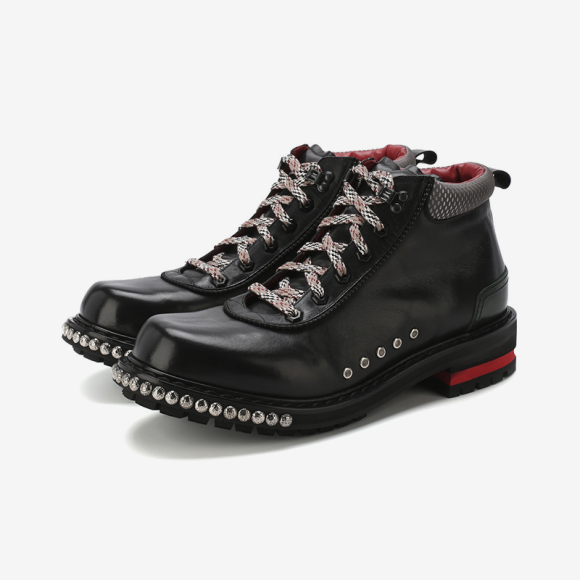 Ботинки Alexander McQueen (Третьяковский проезд), 75 750 руб.