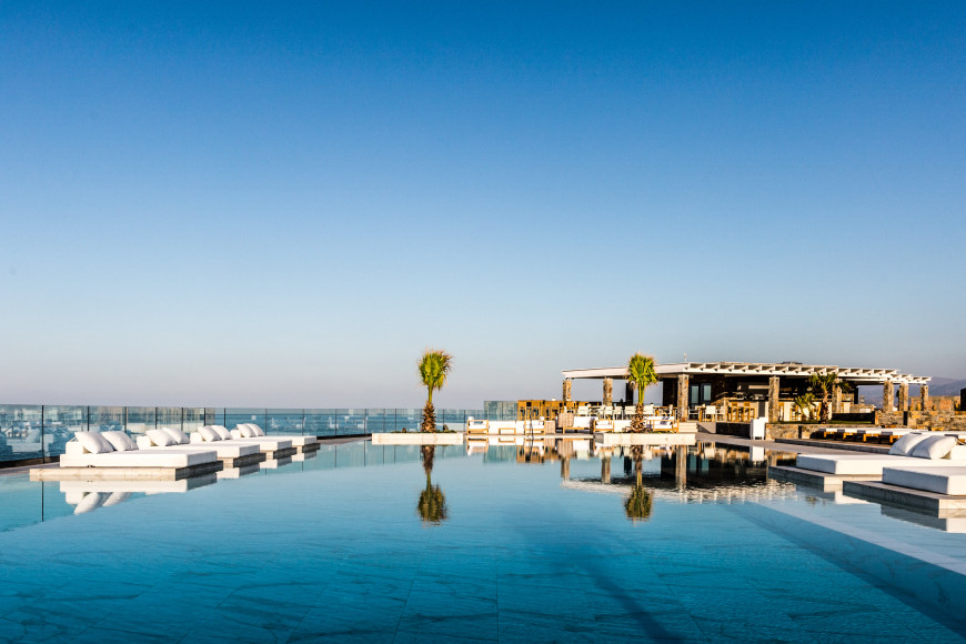 Бассейны Abaton Island Resort & Spa