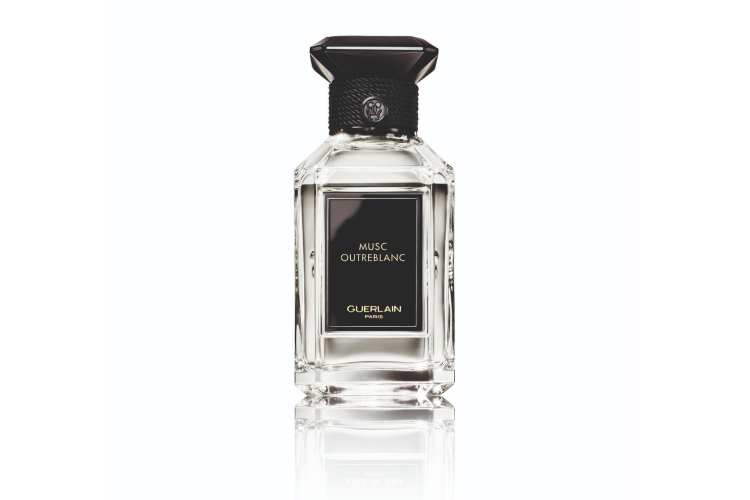 Цветочный древесно-мускусный унисекс-аромат Musc Outreblanc, Guerlain с нотами белого мускуса, нероли, амбретты, цветков апельсина, ириса, болгарской розы, молока, сандала и белой амбры, цена по запросу (ЦУМ)