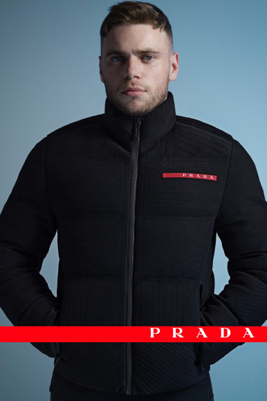Гас Кенуорти в рекламной кампании Prada Linea Rossa