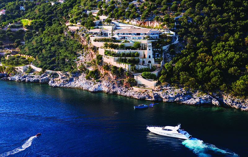 Вилла Ultima Corfu и яхта Ultima Beach