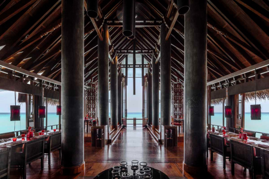 Ресторан Reethi Fire на курорте One&Only Reethi Rah (Мальдивы)