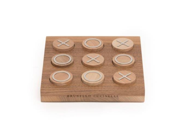 Набор для игры крестики-нолики Brunello Cucinelli, 48 300 руб. (brunellocucinelli.com) 