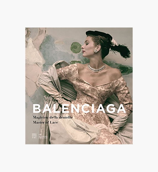 Книга Balenciaga: Magician in Lace («Республика»), 3640 руб.