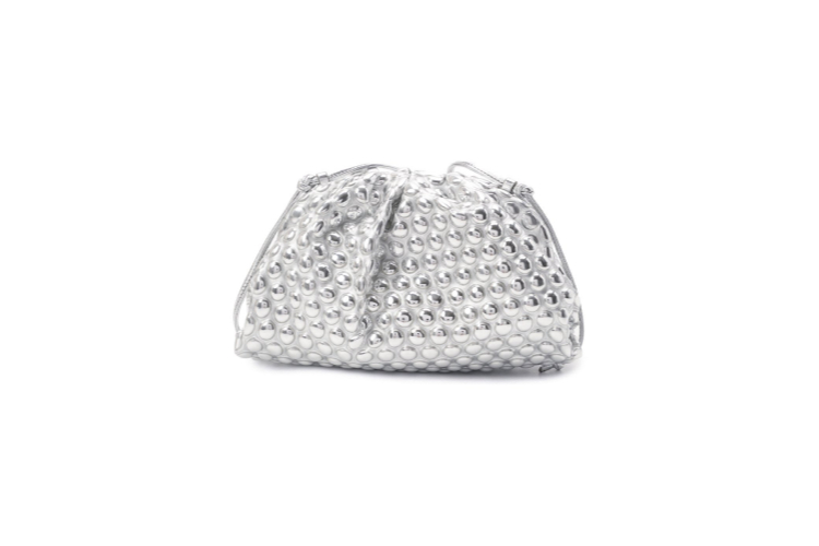 Сумка Bottega Veneta, 99 500 руб. (ЦУМ)