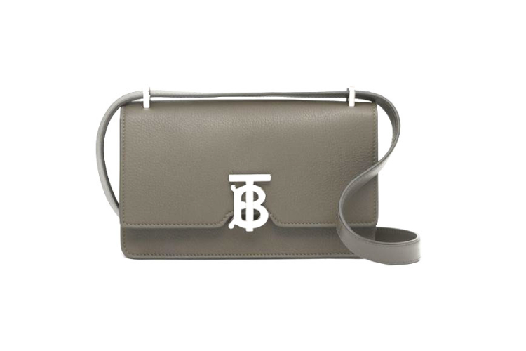 Burberry Robin, 115 000 руб. (Burberry)