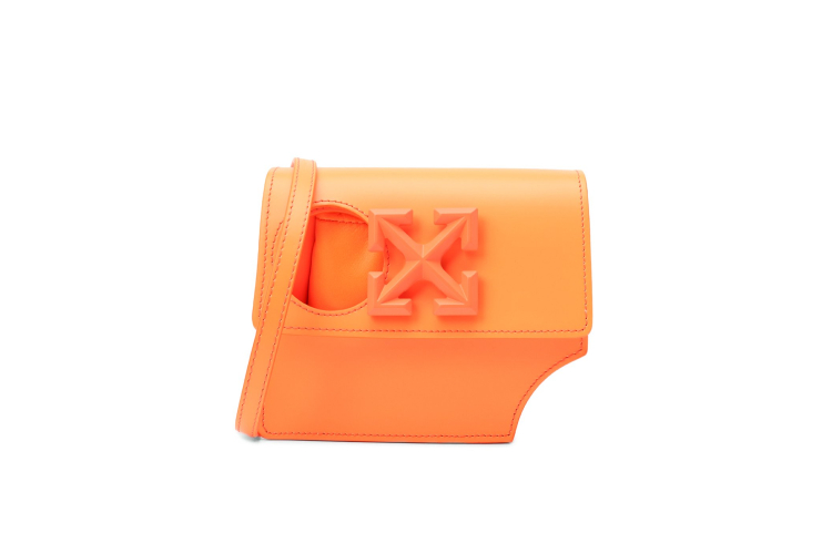 Сумка Off-White, 46 650 руб. (ЦУМ)