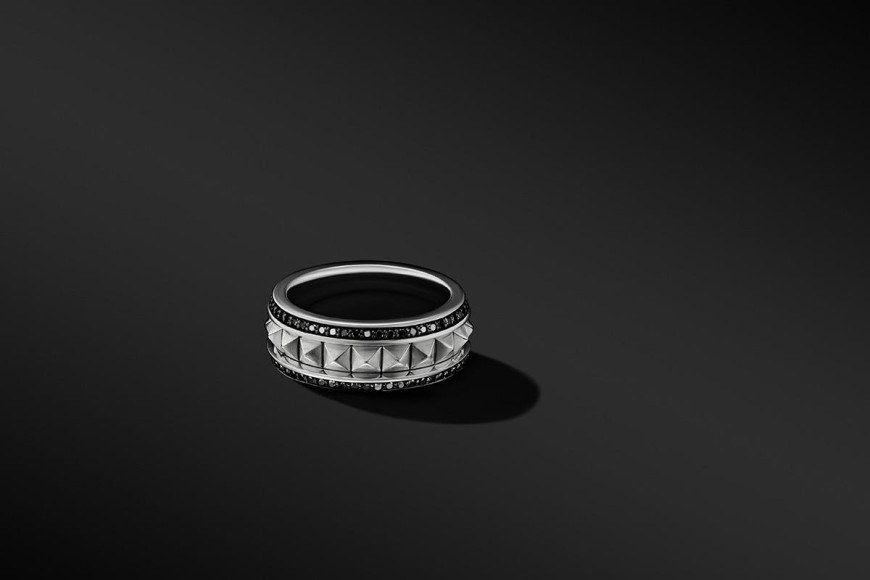 Кольцо Pyramid (серебро, черные бриллианты), David Yurman, 235 000 руб. (Mercury)