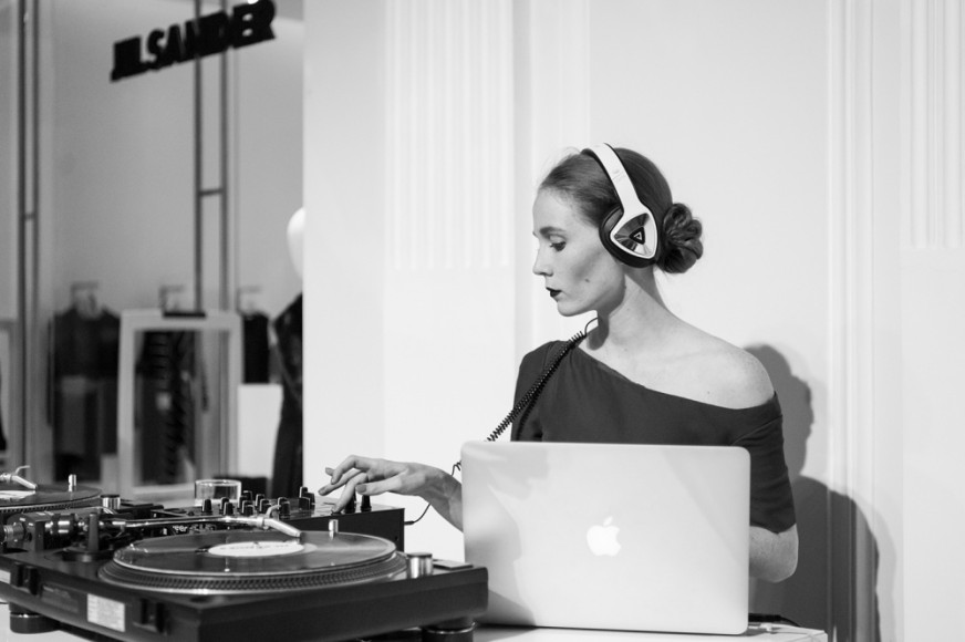 DJ Саша Федорова