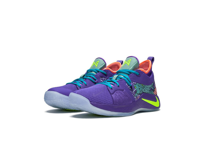 Кроссовки Nike, 19 317 руб. (farfetch.com)