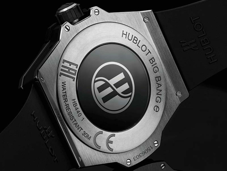 Часы Big Bang e, Hublot