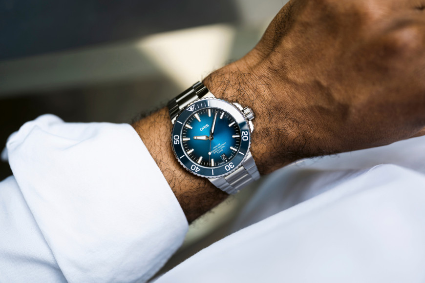 Часы Aquis Date Cal. 400, Oris