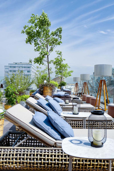 Терраса ресторана O2 Lounge
