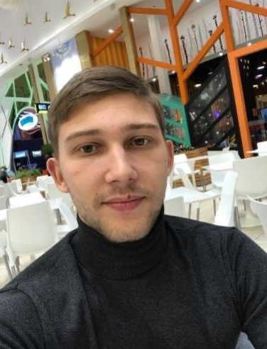 Официант Данил Шрамов, Mr. Bo