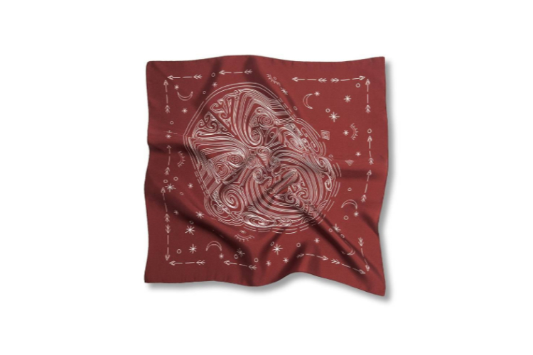 Шелковый платок «Звездная маска»