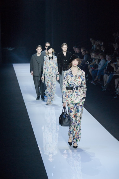Показ коллекции Giorgio Armani осень-зима 2016/17