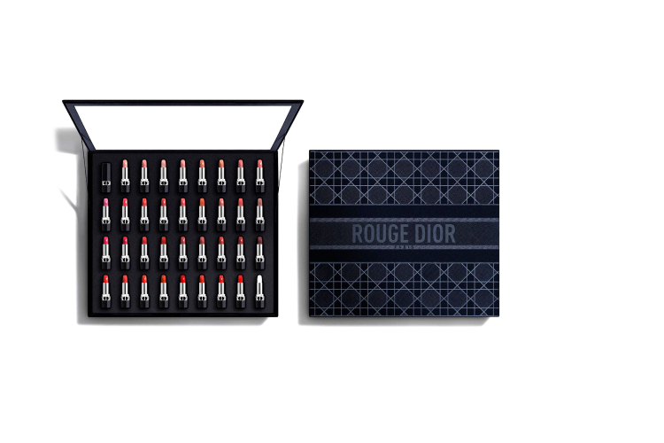 Коллекционный набор «Rouge Dior» из 35 помад, Dior, 134 500 руб. (diorbeauty.ru)