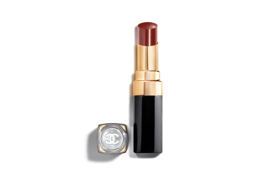 Увлажняющая помада — блеск для губ Rouge Coco Flash, оттенок 68 Ultime, Chanel, 4450 руб. («Золотое Яблоко»)