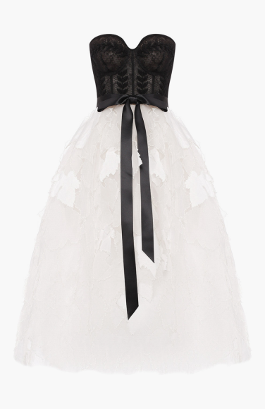 Платье Oscar de la Renta (ЦУМ), 499 500 руб.