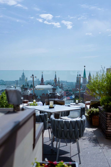 Терраса ресторана O2 Lounge